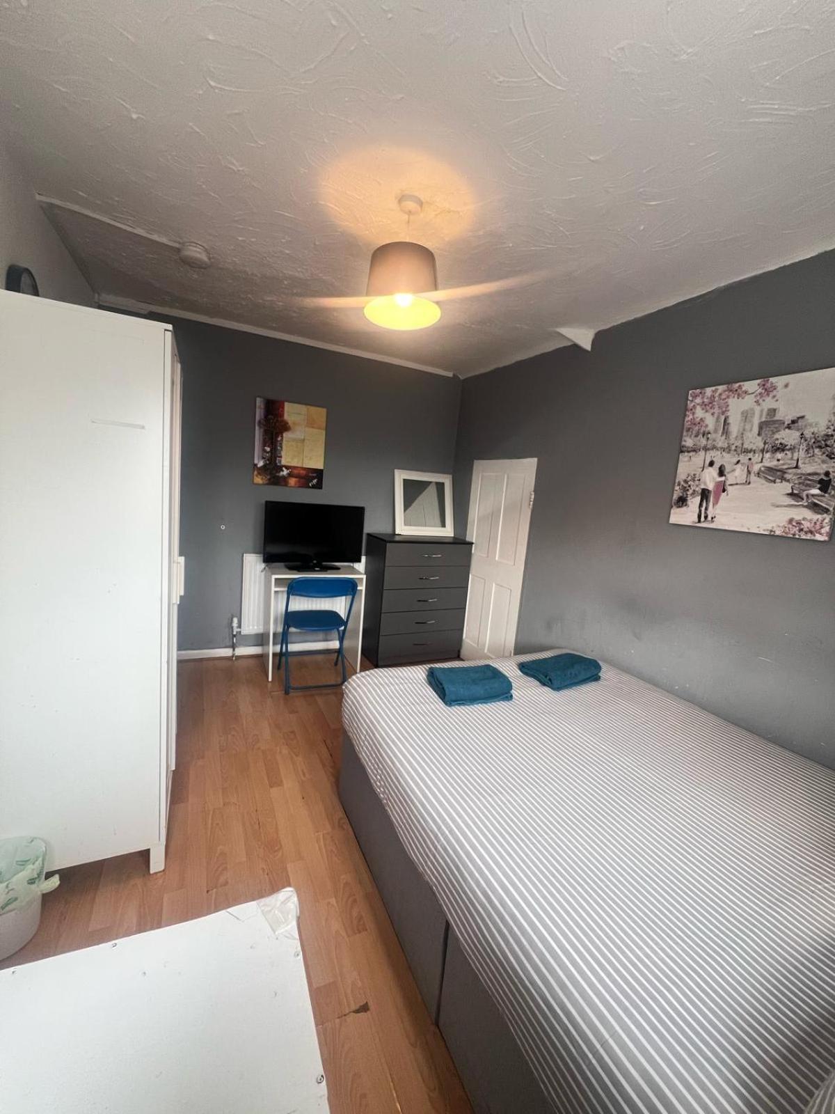 Appartamento Colebert Avenue Londra Esterno foto