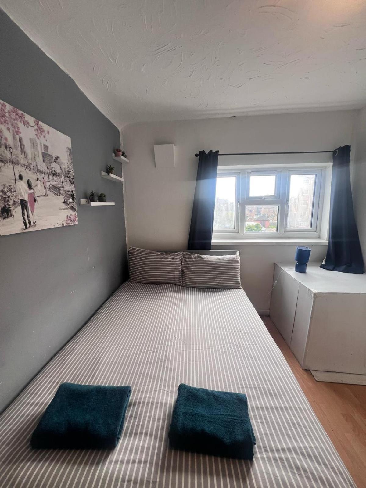 Appartamento Colebert Avenue Londra Esterno foto